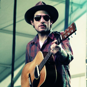 Jakob Dylan lyrics